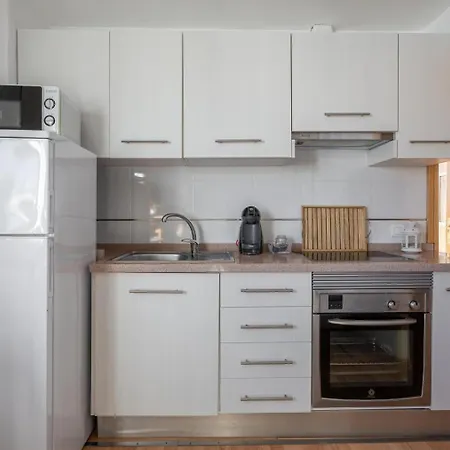 En Urbanizacion Residencial Нерха
