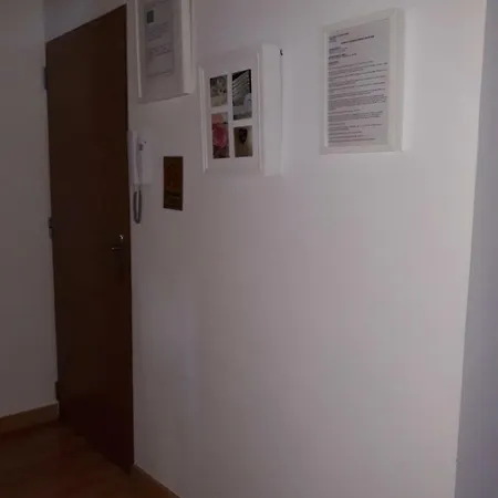 דירה En Urbanizacion Residencial נרחה