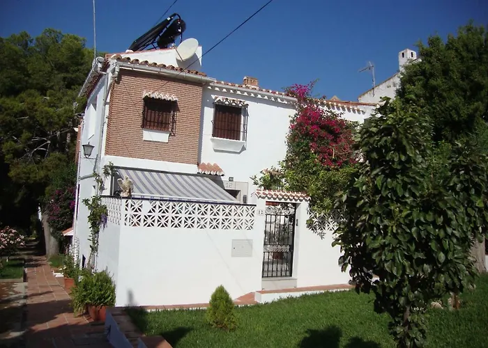 En Urbanizacion Residencial Apartment